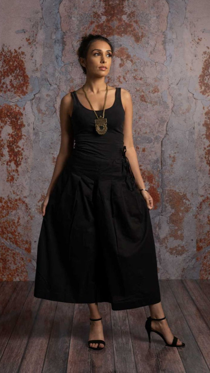 Cotton Short Pleated Pants